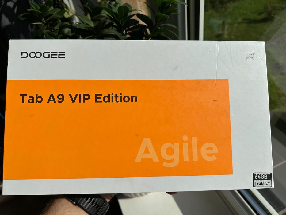 Tablet Doogee TAB A9 VIP Edition 12/64 Gb zestaw z klawiatura czarny