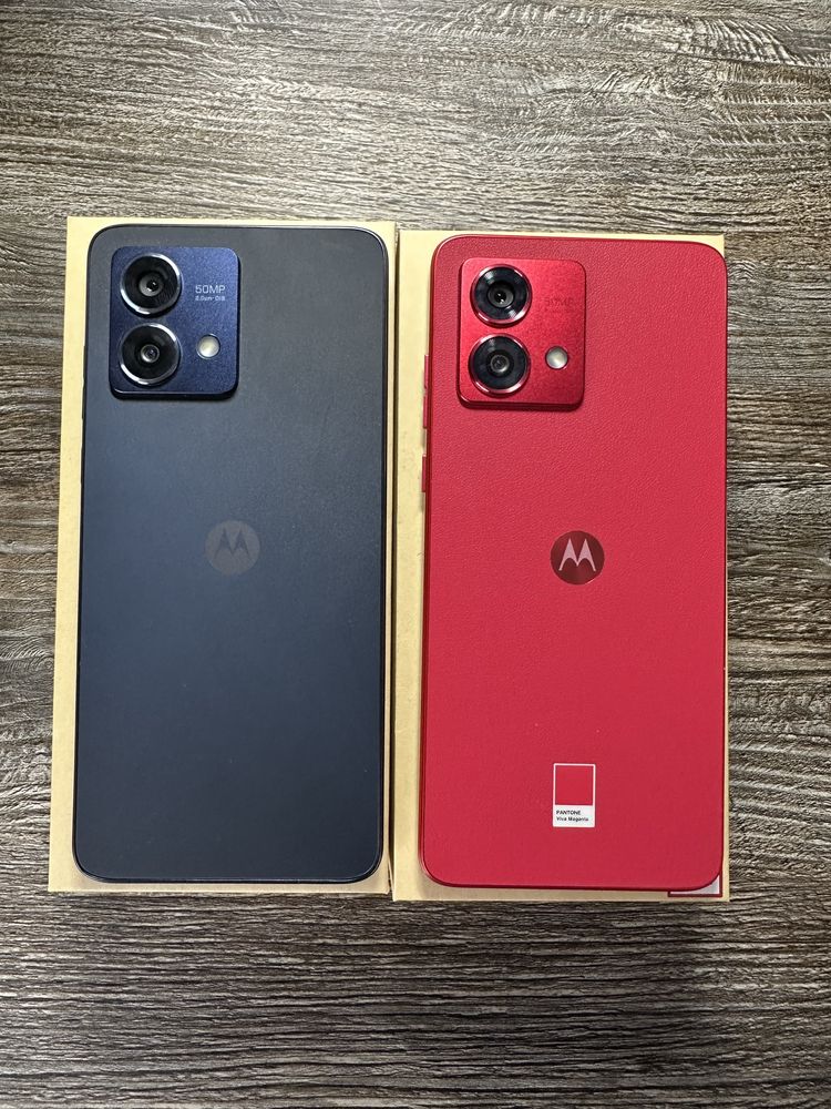 Motorola moto g84 5G 12/256 гб