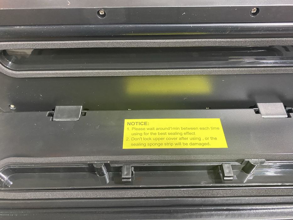 Вакууматор Пакувальник вакуумний