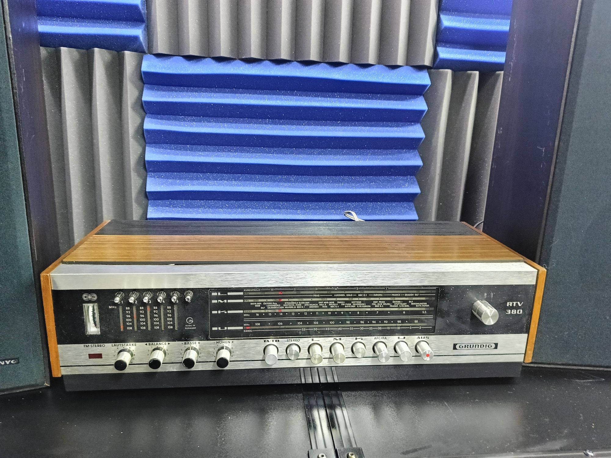 Amplituner wzmacniacz vintage Grundig RTV 380 lata 60 rzadki model