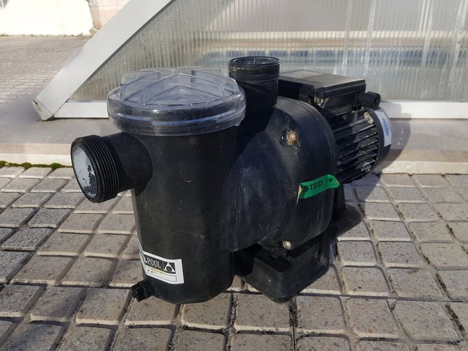 Mande a Sujidade Embora! Bomba Astralpool Sena 1.25CV - Trifásica