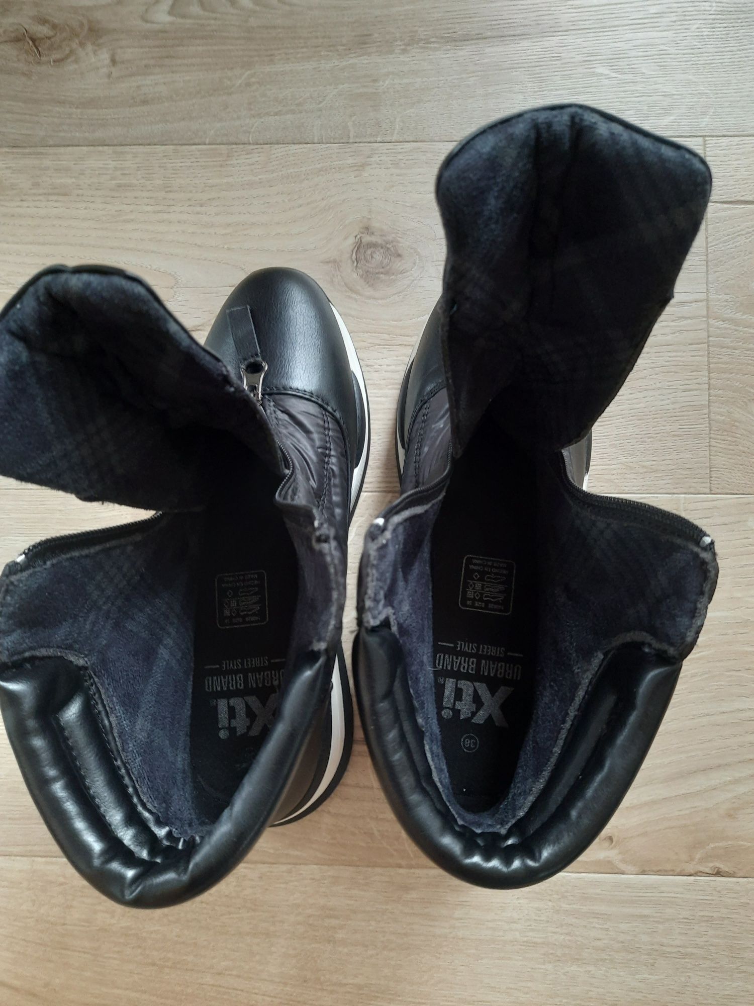 Buty, botki damskie XTI