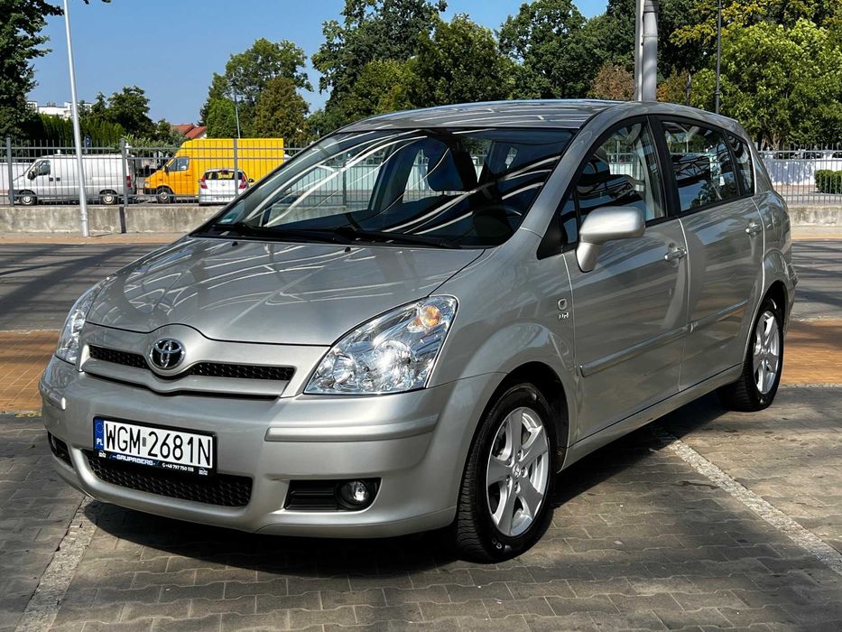 Toyota Corolla Verso 7 os Automat Hak 1.8 VVT-I SUPER STAN !