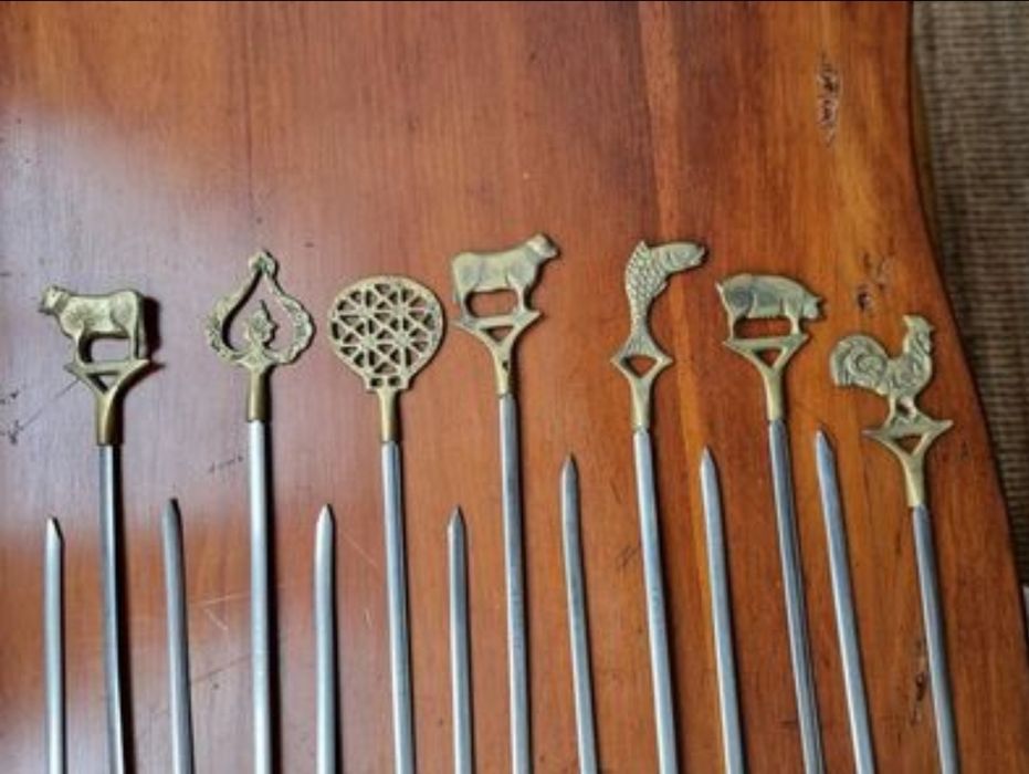 Espetos em aço inóxidavel e bronze