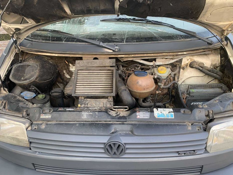 Фольксваген Транспортер T4 2.5TDI грузовик, обслужений