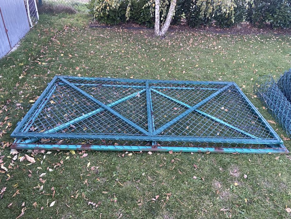 Brama wjazdowa dwuskrzydłowa 6m + 20mb siatki