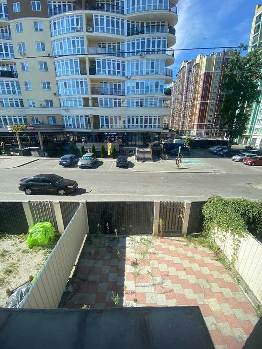 Таунхаус зі штукатуркою з мінімальними податками в центрі Ірпеня!!