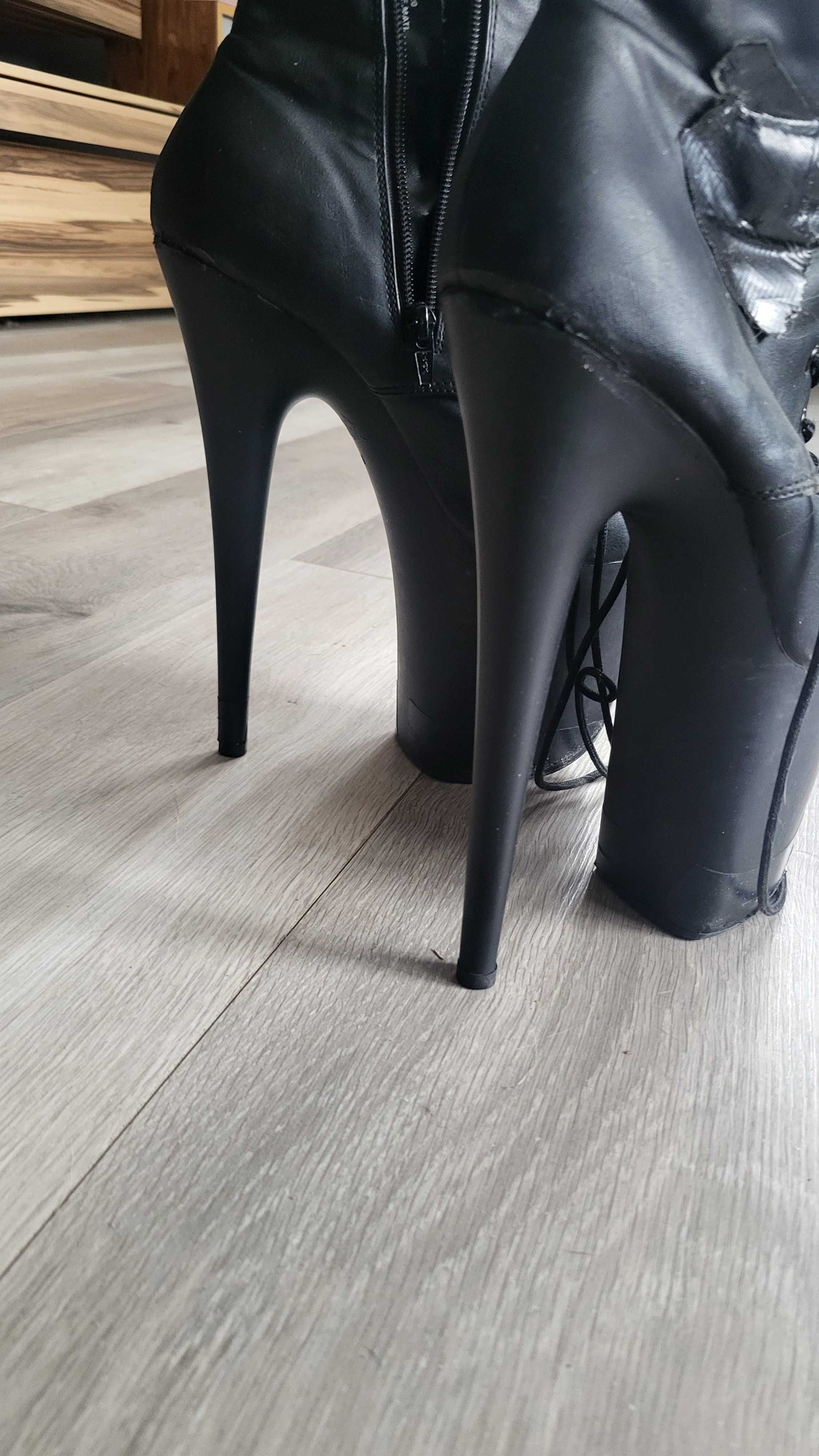 Buty pleaser rozm 38