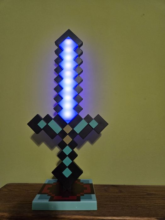 Меч Майнкрафт світловий