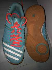 buty adidas na hale