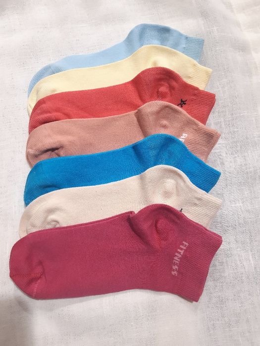 14 pares de soquetes de senhora/rapariga, queres ficar mais elegante?