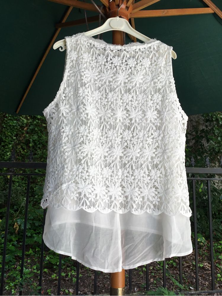 Blusa de renda Tam.44