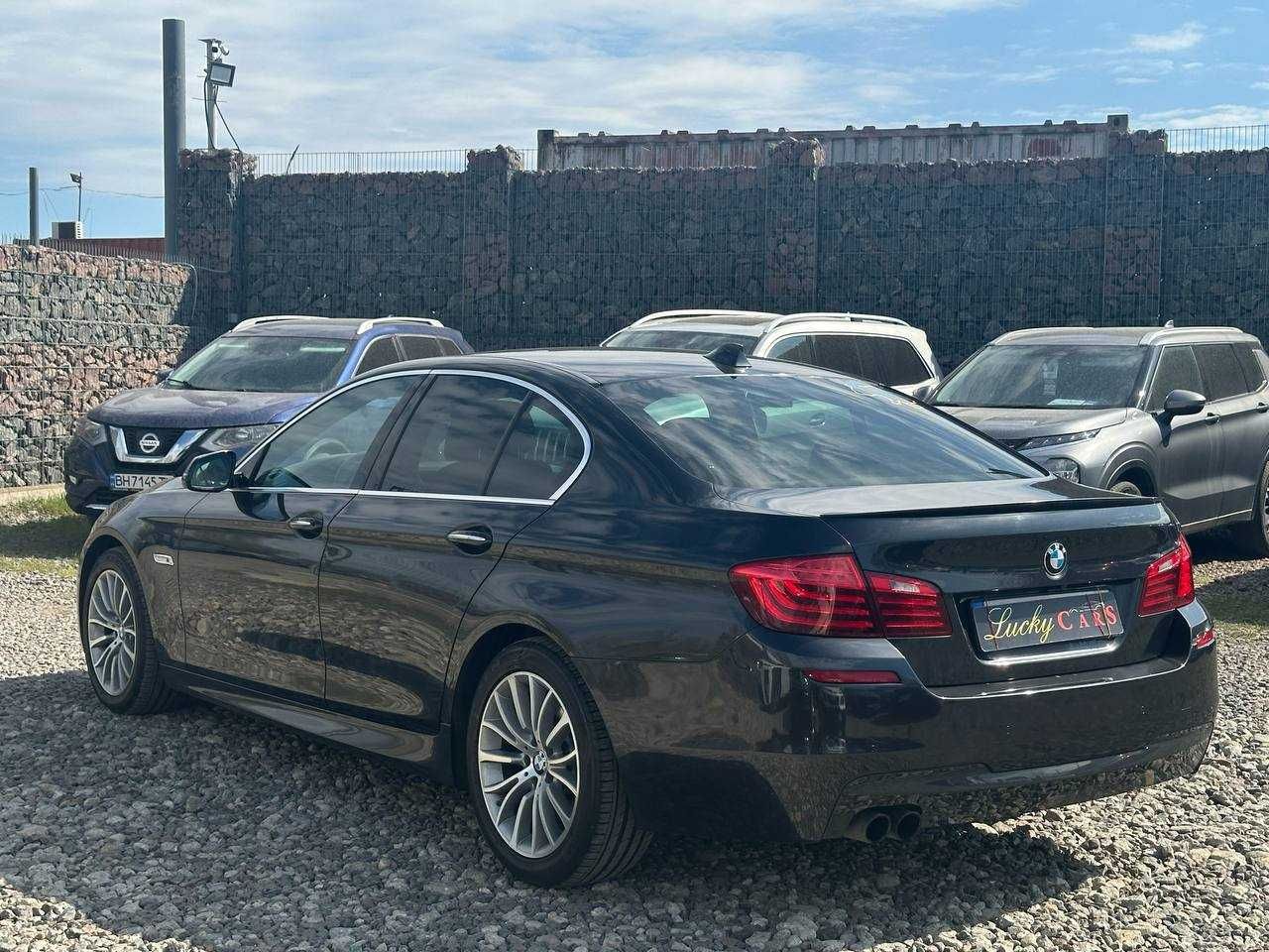 Авто BMW 5 Series 2013