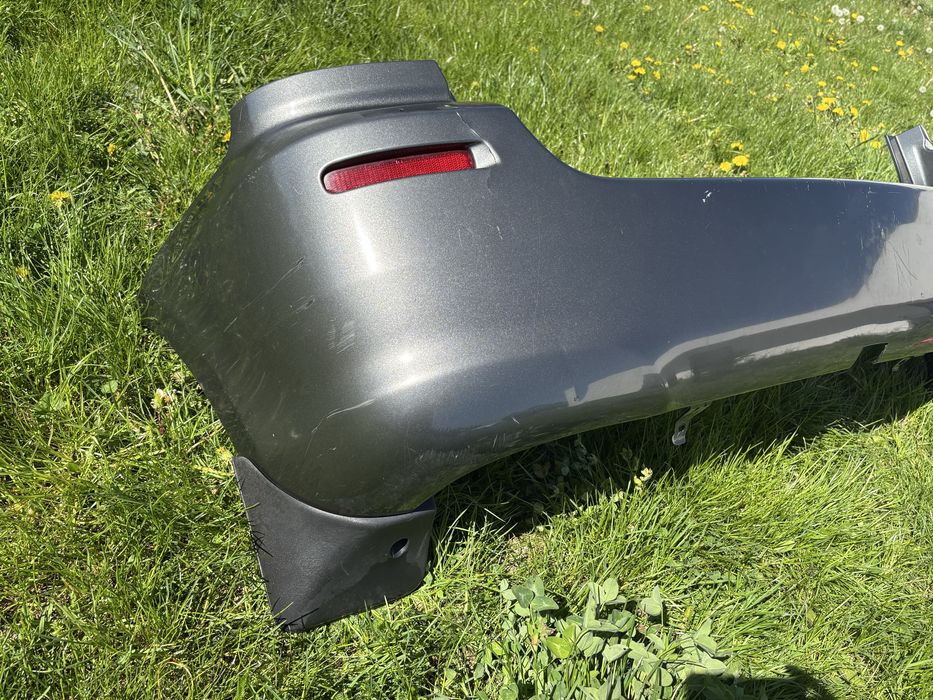 Zderzak tylny Toyota Corolla Vetso 1C3