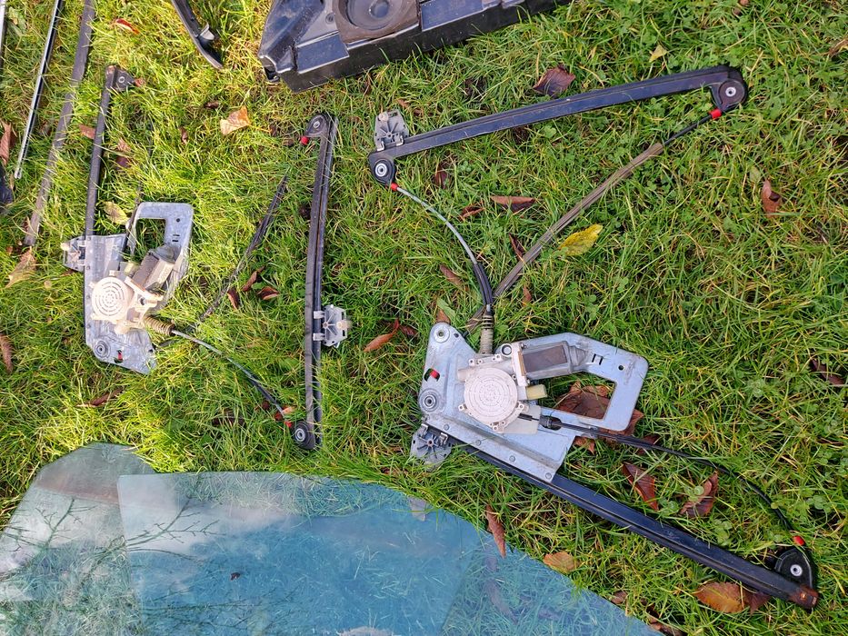 Częsći do bmw e39 wyprzedaż garażowa