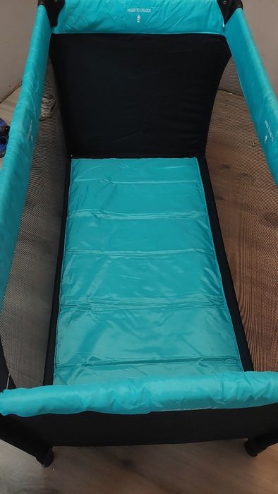 Łóżeczko turystyczne