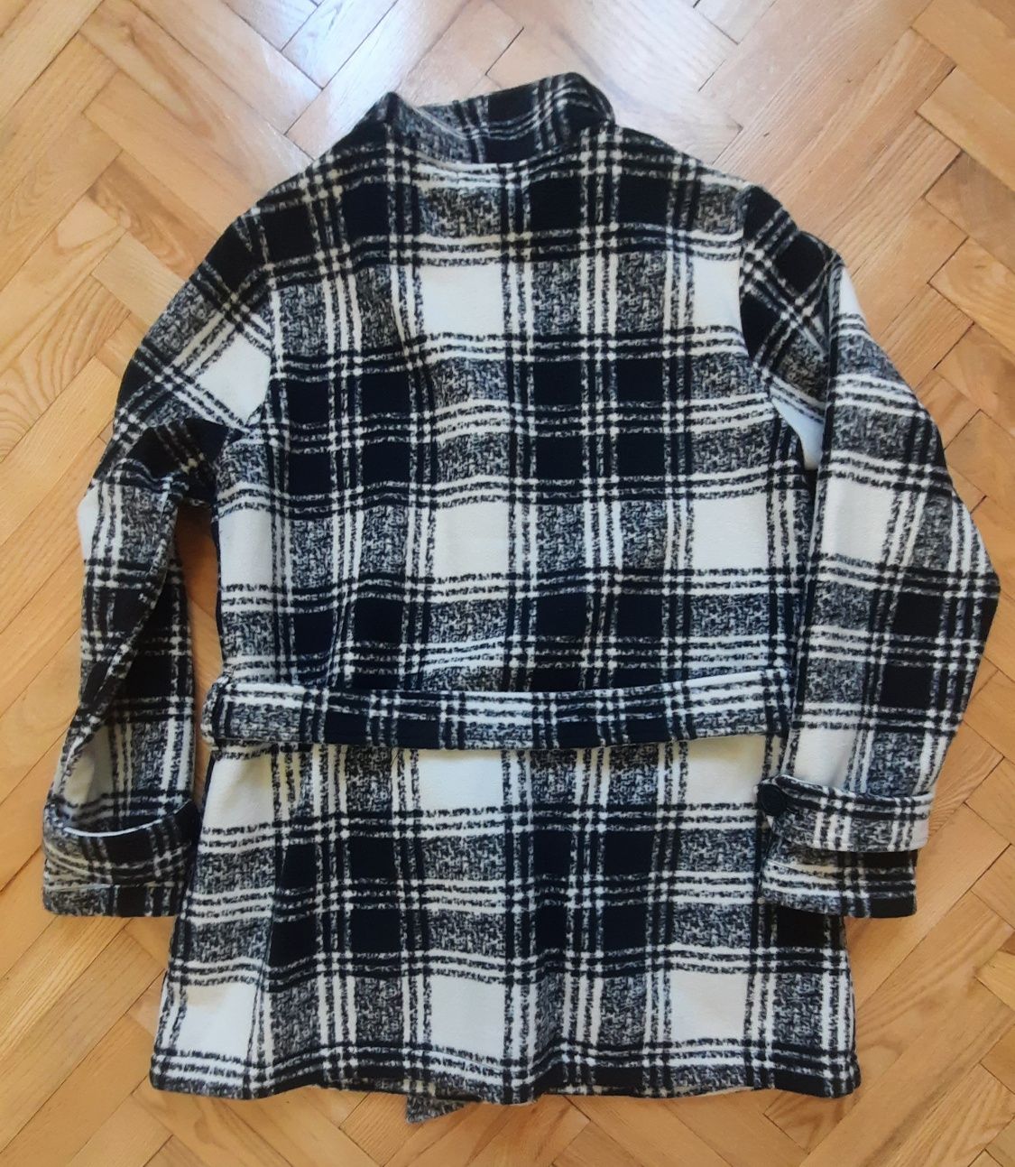Kurtka w kratę XL