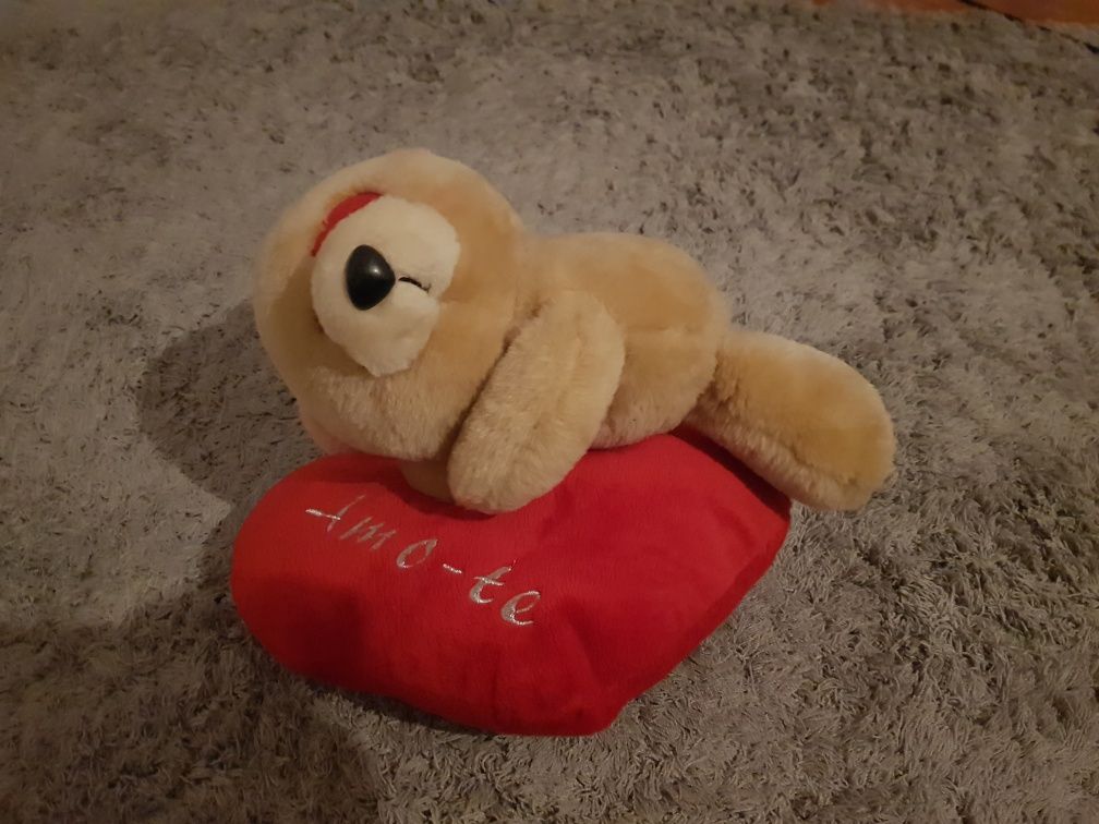 Urso de peluche amo-te