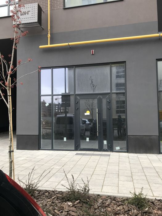 Оренда комерційного приміщення з ремонтом  по вул.Героїв Майдану