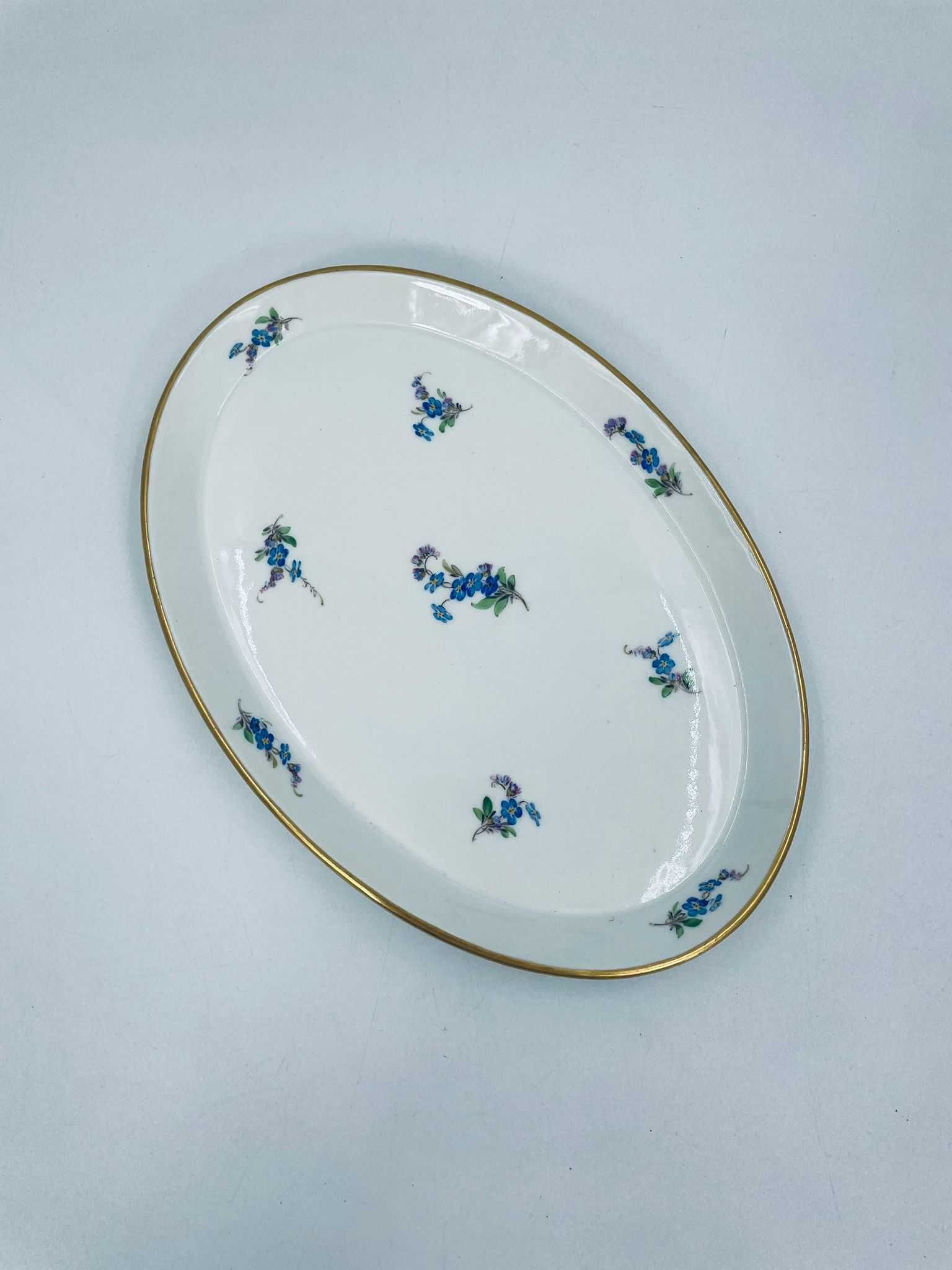 Patera z porcelany miśnieńskiej