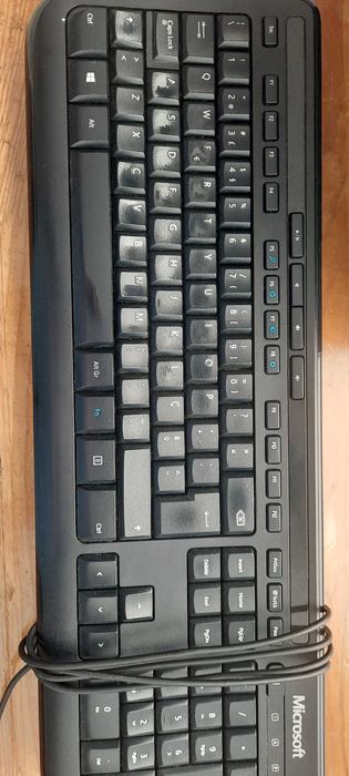 teclados computador e monitor