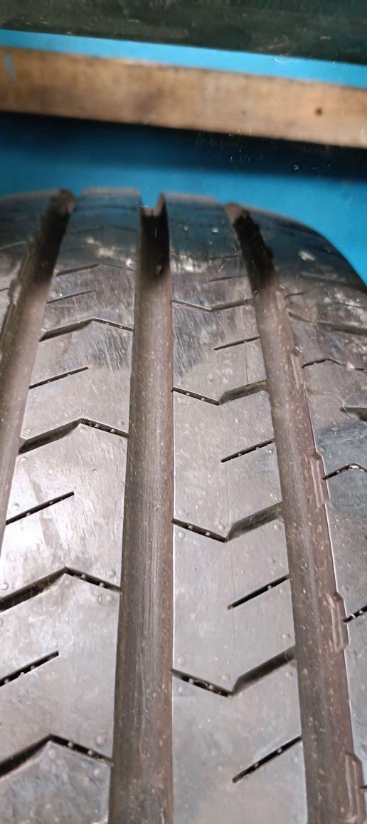 Pneus 225/70/15 C A PARTIR