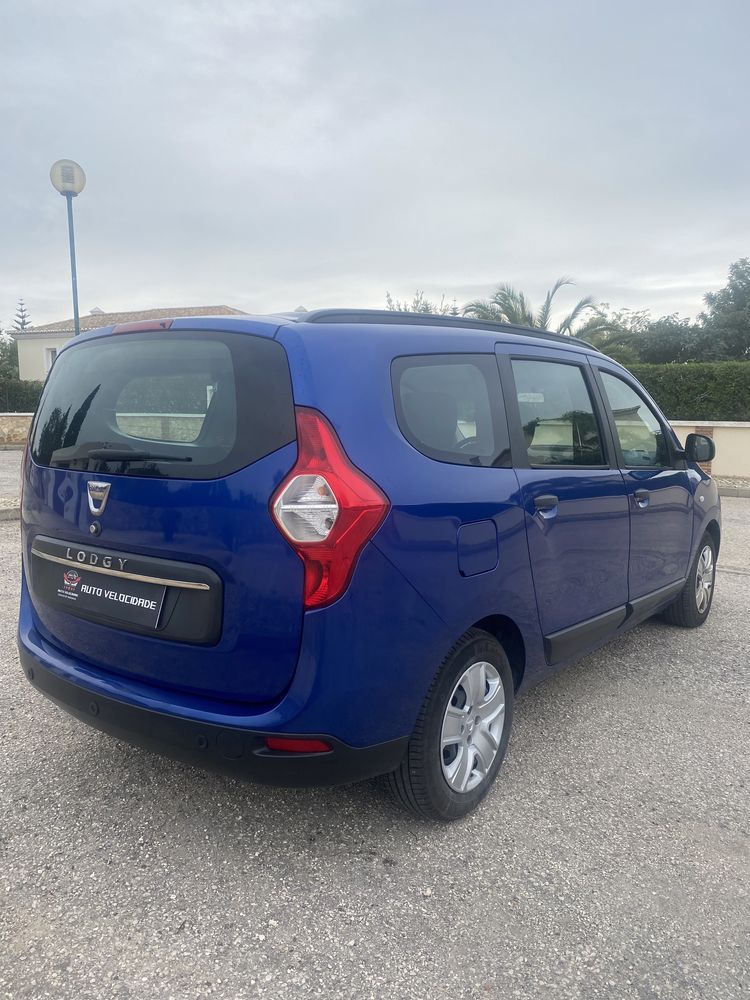 Dacia lodgy Prestige 2021  7L