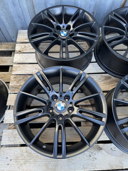 Диски 5/120r18 BMW original m різно широкі