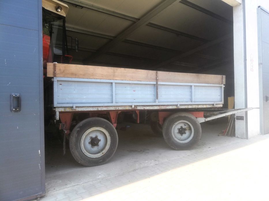 Rozrzutnik dwuosiowy Agromet Czarna Białostocka NOWY, Autosan D732