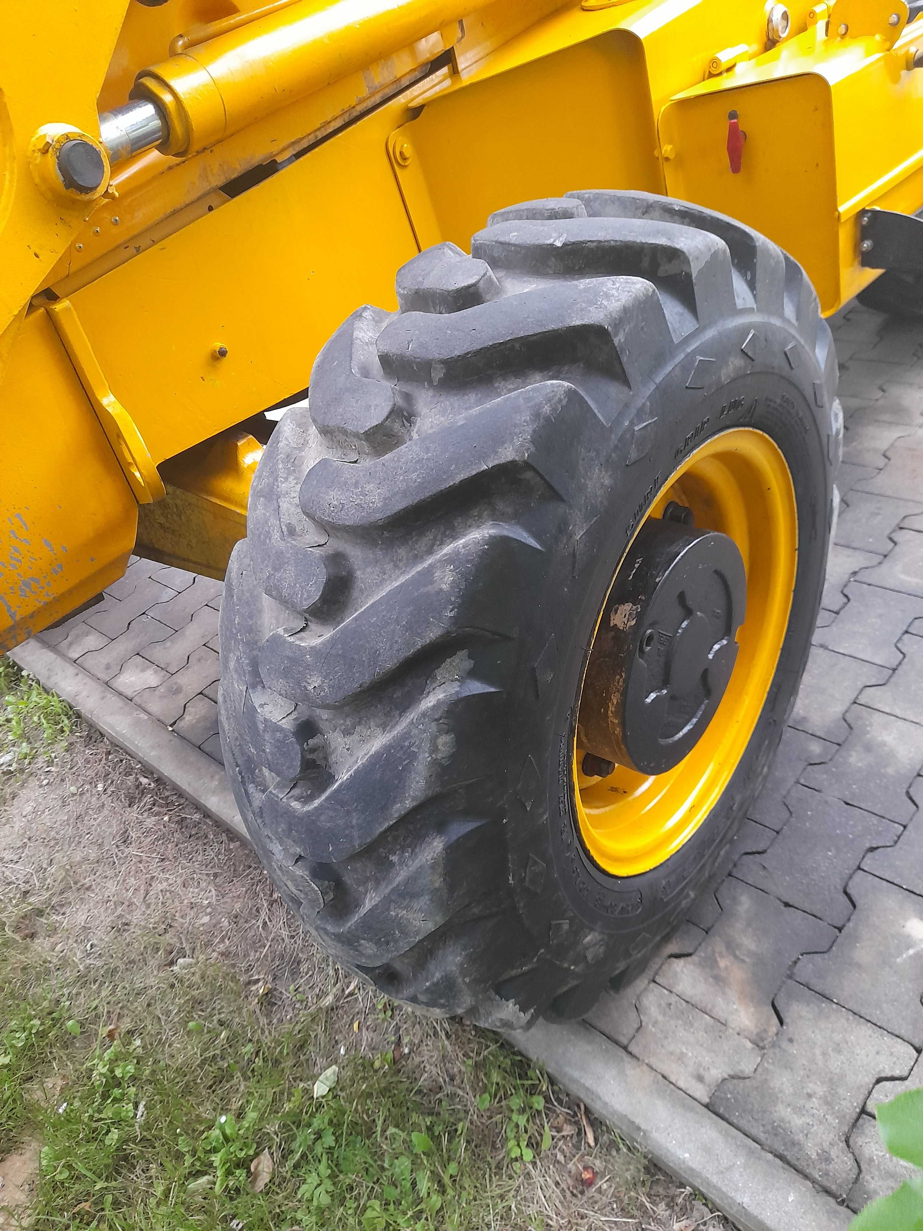 Sprzedam koparko-ładowarke JCB CX