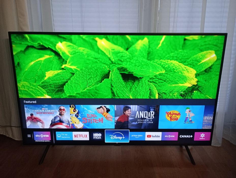 Samsung 40' 4K-UHD, Dvb-t2, Smart TV, HDR