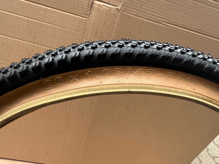 Opona 26" CHAO YANG 47-559 GRAVEL MTB NOWA 26x1,95"  Brązowy bok