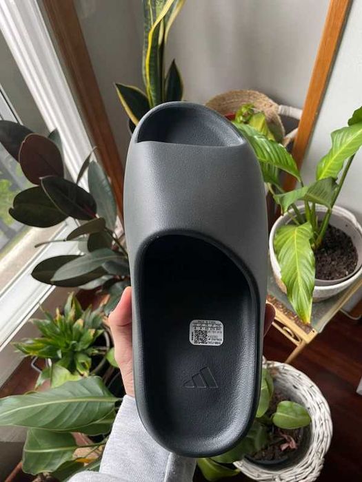 "Buty sportowe "adidas_Yeezy_Slide_Onyx Rozmiar.44