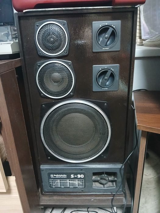 Продам акустику "Radiotehnika "S90