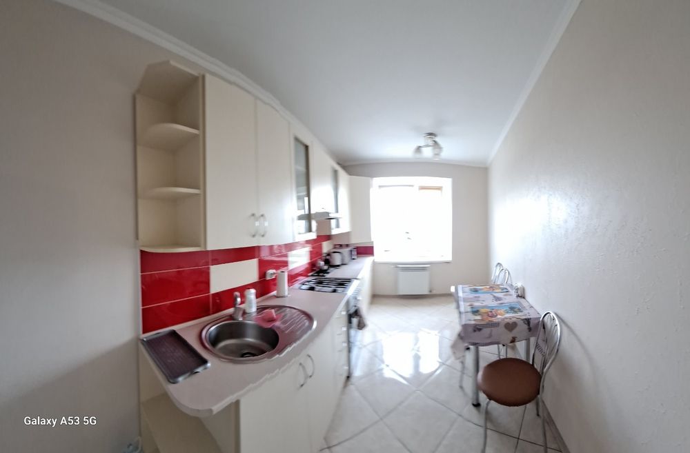 Київська. Замостя. Набережний Квартал  подобово погодинно