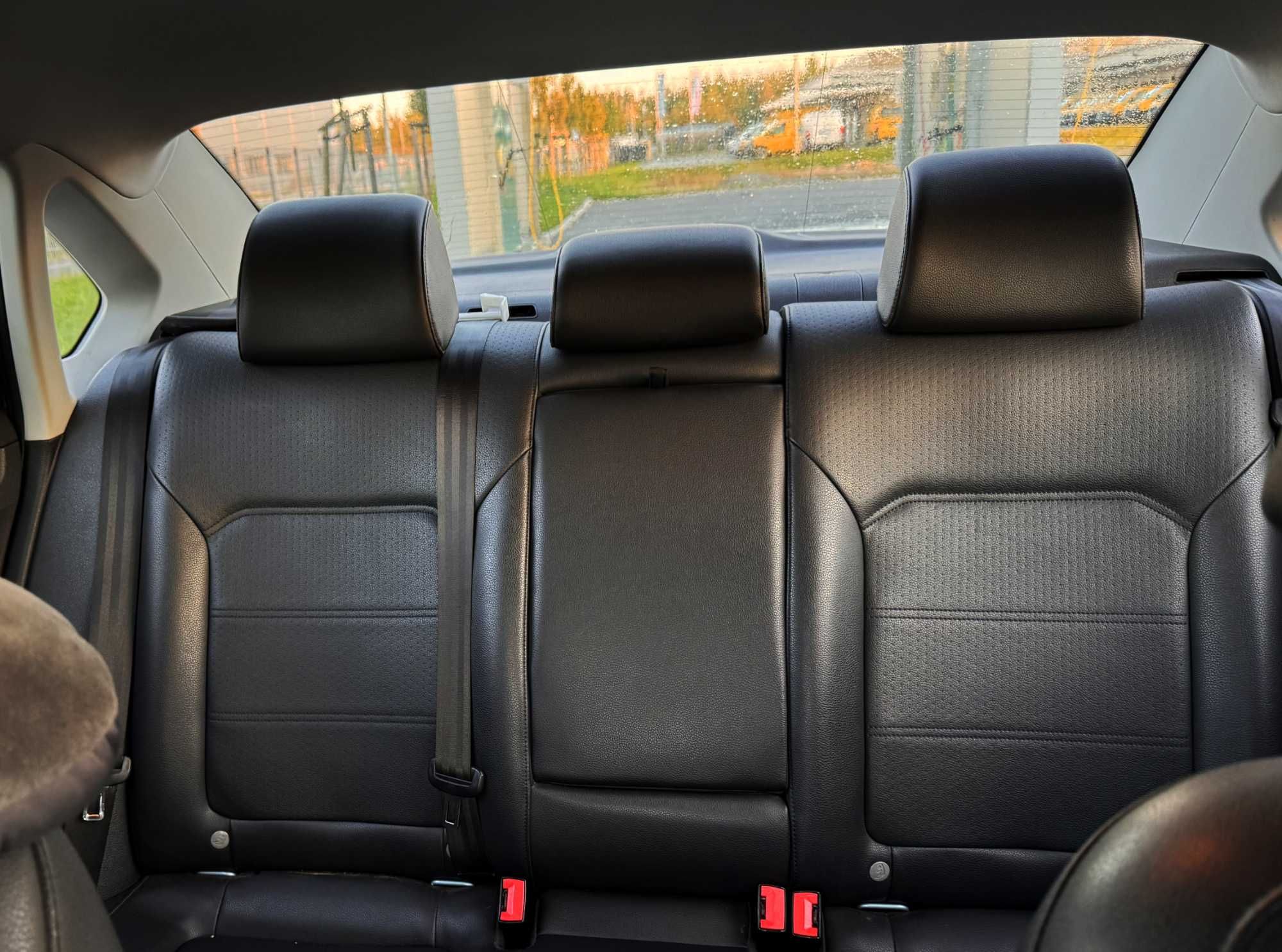 VW PASSAT NMS 2.5 USA. SE-кожа, климат. R17