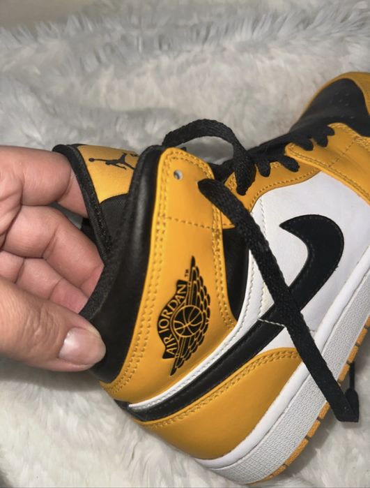 Jordan nike 1 mid táxi