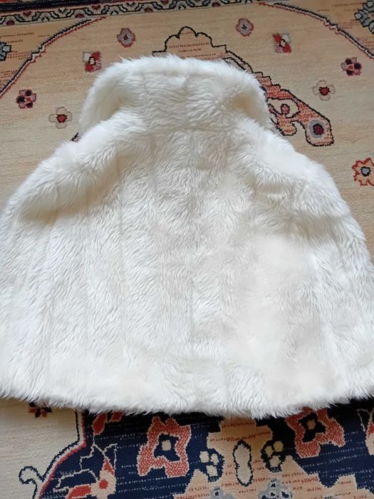 cieplutka, duża  etolka  ślubna