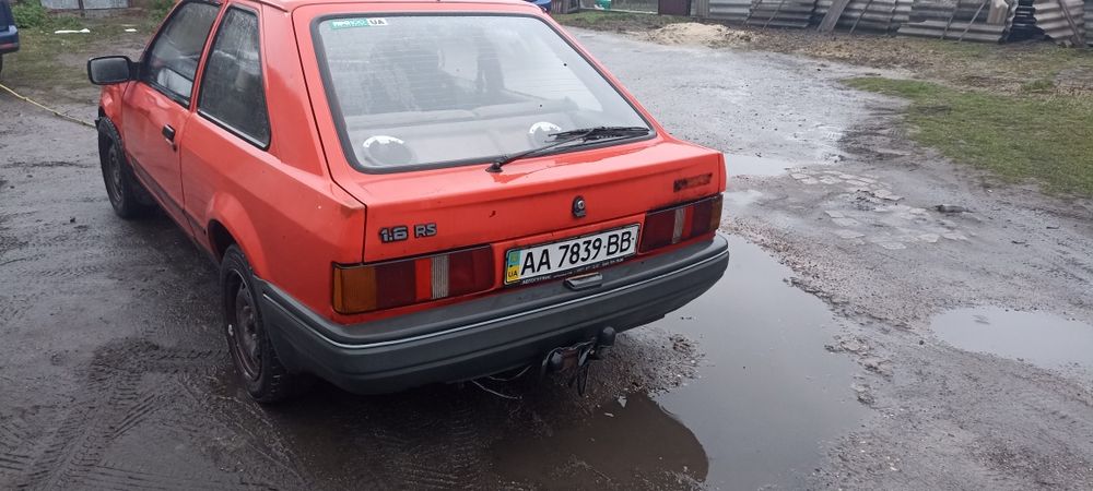 Ford Escort mk4 1988 Форд Ескорт