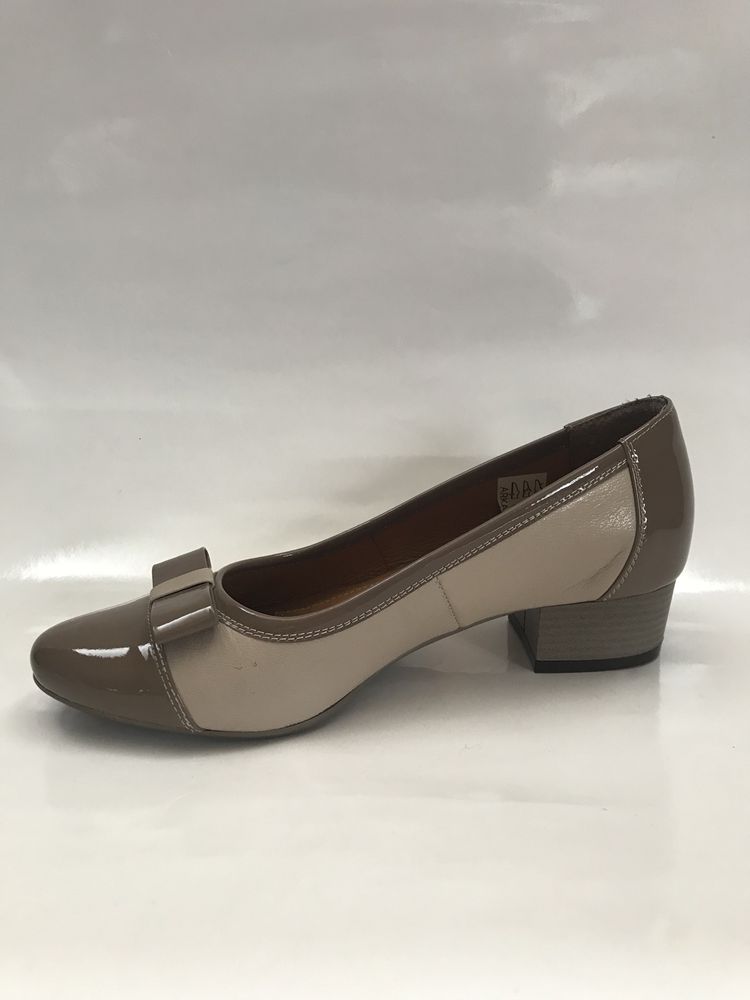 Buty damskie na obcasie skórzane
