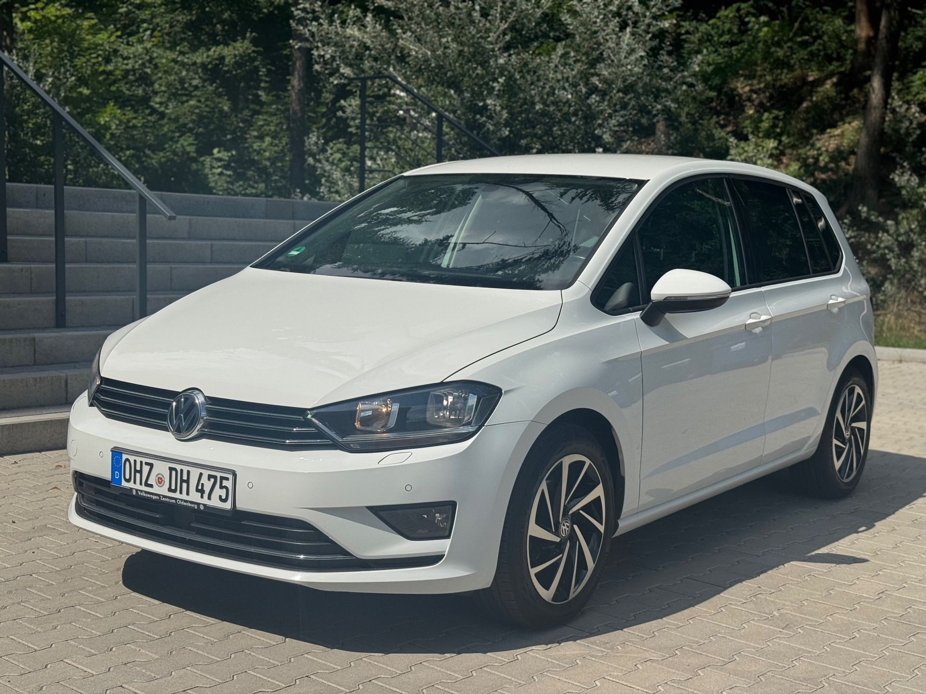 Volkswagen Golf Sportsvan 1.6 tdi Sound Radar 1 właściciel serwis do końca
