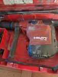 Młot udarowy obrotowy hilti te 76.
