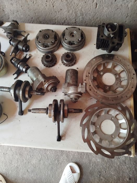 Колінвал з мопеда