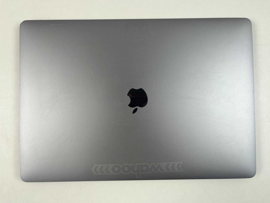 Ноутбук Apple Macbook Pro 16 A2141 2019 i9 64GB Pro 5500M 8GB 1TB SSD