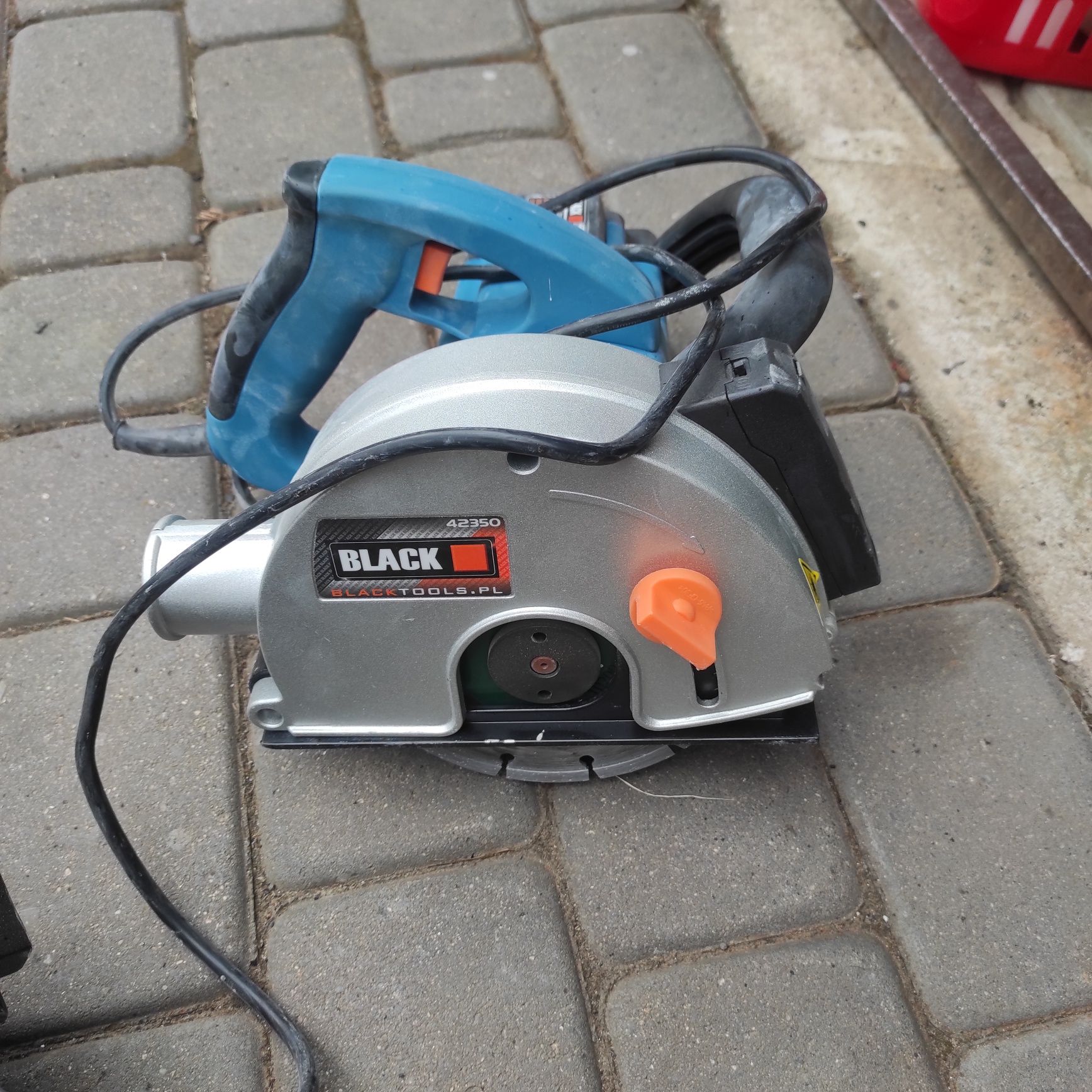 Sprzedam bruzdownicę