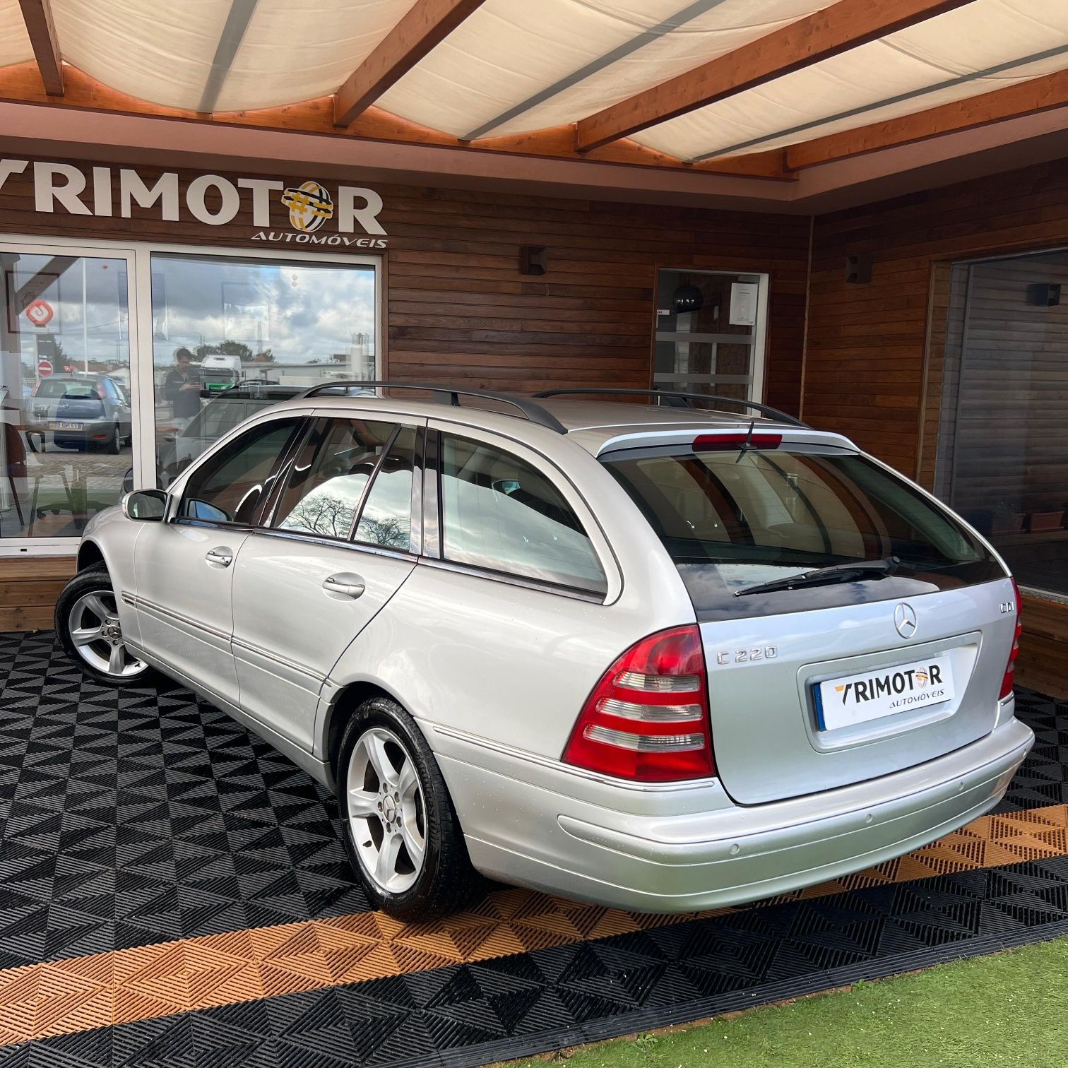 Mercedes Benz C220 CDI Automático