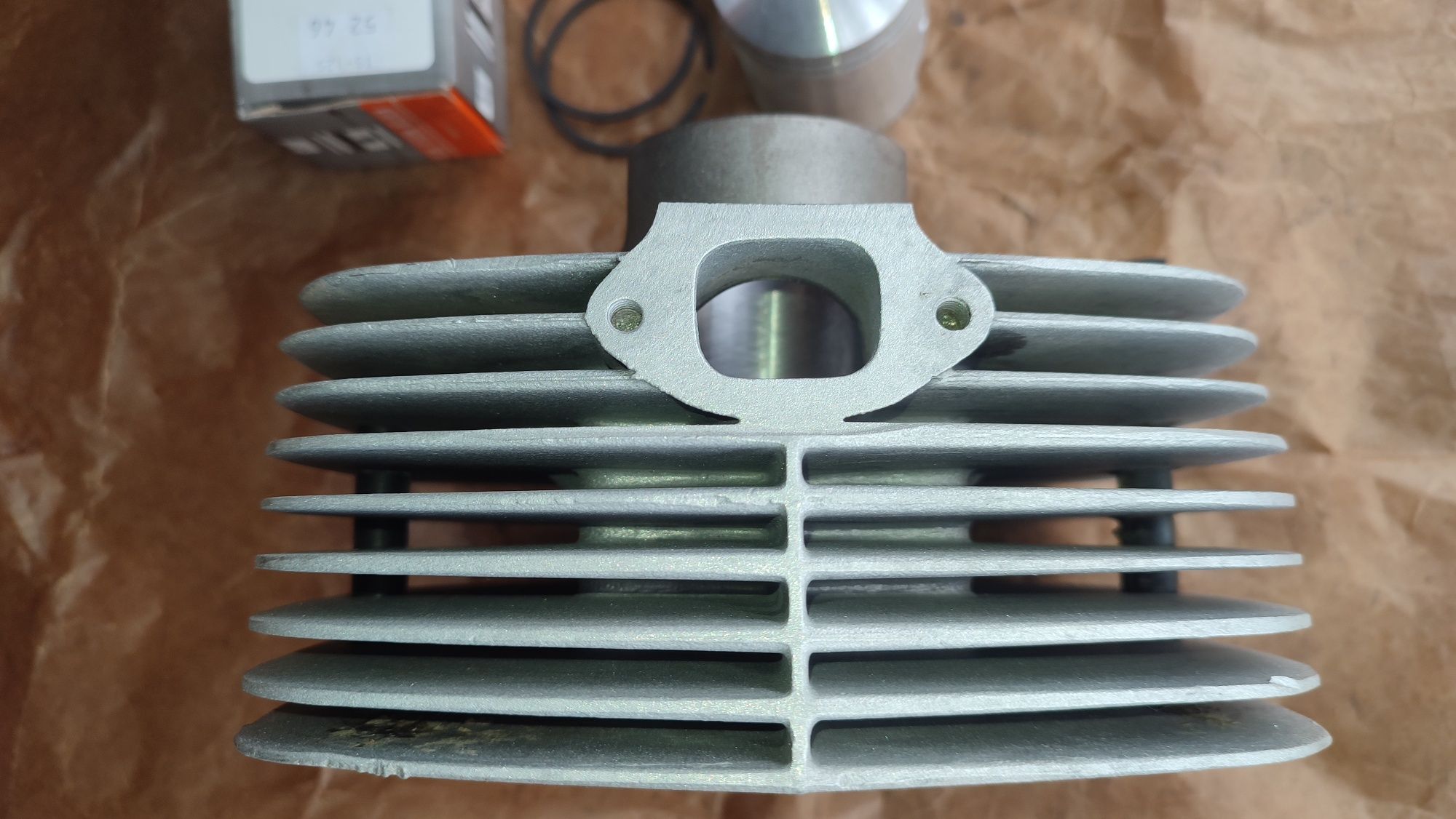 Cylinder MZ TS 125 ES po szlifie tłok ALMOT AK 20 oryginał DDR 150