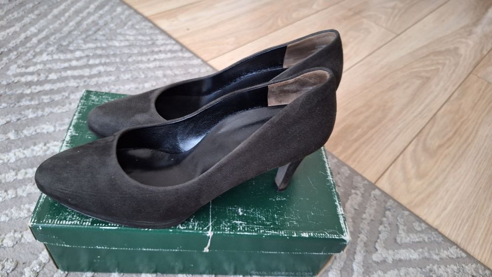 Pantofle/szpilki 40