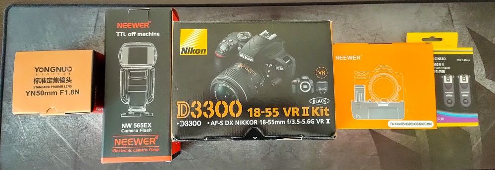 Kit Nikon D3300 + AF-S DX 18-55mm com muitos acessórios