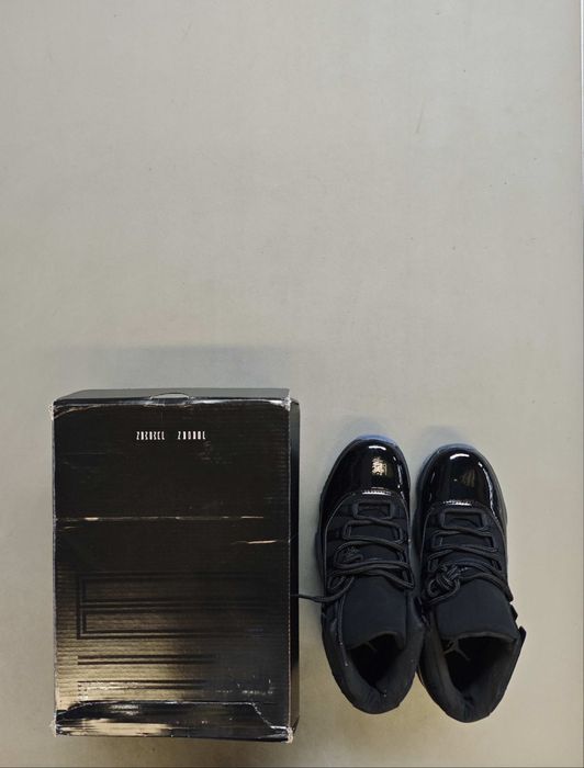 Nike Air Jordan 11 Retro “Cap & Gown